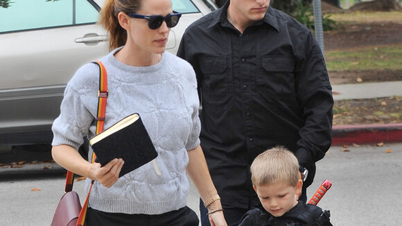 Jennifer Garner : Son fils Samuel déguisé en ninja pour aller... à l'église !