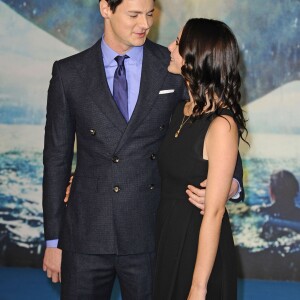 Benjamin Walker et Kaya Scodelario à la première du film "Au coeur de l'océan" à Londres, le 2 décembre 2015