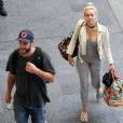 Liam Hemsworth et Miley Cyrus prennent un vol à Brisbane en Australie le 1er mai 2016.