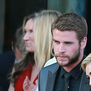 Miley Cyrus et Liam Hemsworth à la première du film "Paranoia" à Los Angeles, le 8 août 2013.