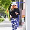 Exclusif - Reese Witherspoon sort d' un salon de beauté à Los Angeles Le 10 juin 2016