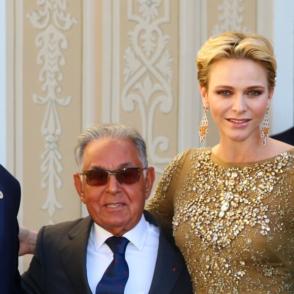 La princesse Charlene et le prince Albert de Monaco avec M. et Mme Moghadam lors du cocktail organisé le 14 juin 2016 dans la cour du palais princier en marge du 56e Festival de Télévision de Monte-Carlo. © Pool Festival TV Monaco / BestImage