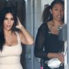 Kim Kardashian à la sortie d'un immeuble à Van Nuys, le 3 juin 2016