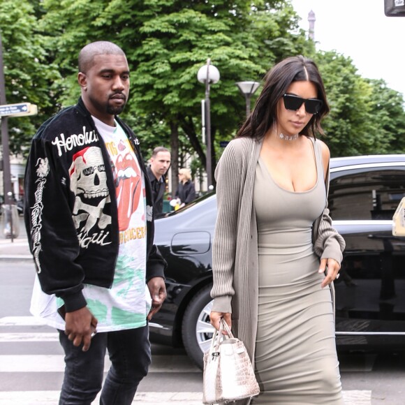 Kim Kardashian et son mari Kanye West arrivent à l'aéroport de Roissy-Charles-de-Gaulle, puis vont déjeuner au restaurant "L'Avenue" à Paris, le 13 juin 2016.