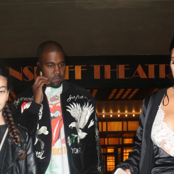Kim Kardashian et son mari Kanye West sont allés voir The Lion King' avec leur fille North West à New York, le 5 juin 2016