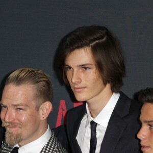 Pierce Brosnan et ses fils Sean, Dylan et Paris - Avant-première du film "No Escape" à Los Angeles, le 17 août 2015.