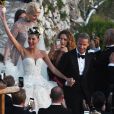 Giovanna Battaglia et Oscar Engelbert à leur mariage à Capri, Italie, le 10 juin 2016.