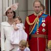 Kate Middleton, duchesse de Cambridge, la princesse Charlotte, le prince George, le prince William - La famille royale d'Angleterre au balcon du palais de Buckingham lors de la parade "Trooping The Colour" à l'occasion du 90ème anniversaire de la reine. Le 11 juin 2016