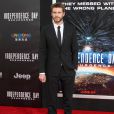 Liam Hemsworth - Avant-première du film "Independence Day - Resurgence" au théâtre TCL Chinese à Hollywood, Californie, le 20 juin 2016.