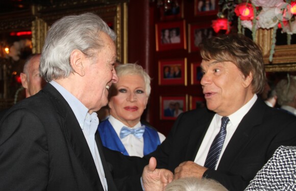 Alain Delon, Bernard Tapie - Michou fête ses 85 ans et les 60 ans de son établissement, le 20 juin 2016 à Paris © Baldini/Bestimage