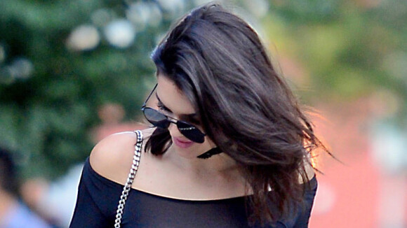 Kendall Jenner : Top transparent et seins percés, son loupé immortalisé