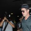 Brad Pitt arrive à l'aéroport de Los Angeles, en provenance de France, après avoir assisté aux 24 heures du Mans, le 21 juin 2016.