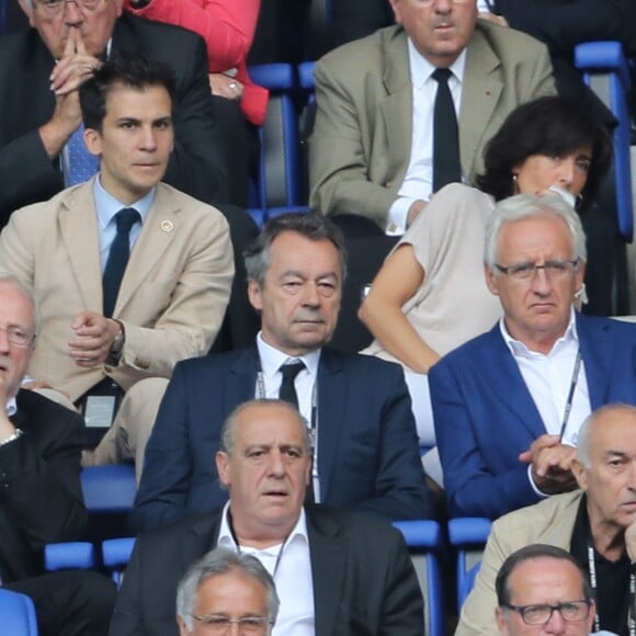 Michel Denisot lors du match des 8ème de finale de l'UEFA Euro 2016 France-Irlande au Stade des Lumières à Lyon, France le 26 juin 2016. © Cyril Moreau/Bestimage