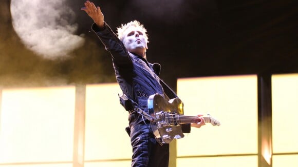 Muse à la tour Eiffel : Matthew Bellamy fait le show devant sa chérie Elle Evans