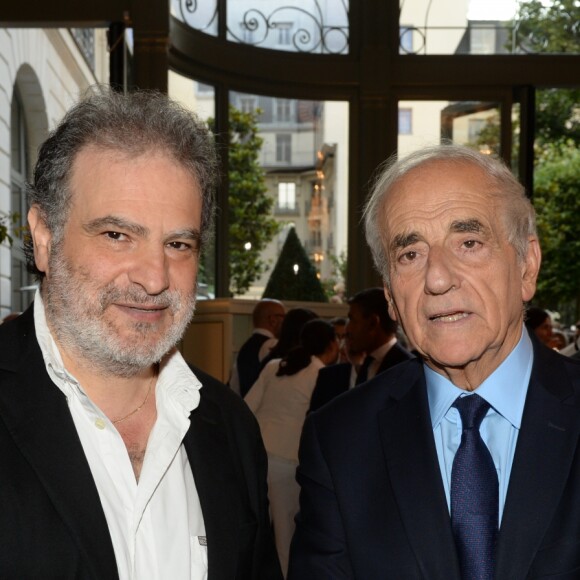 Exclusif - Jean-Pierre Elkabbach et Raphaël Mezrahi - Soirée Anniversaire "30 ans Air France Madame" au Ritz à Paris, France le 28 juin 2016. © Rachid Bellak/Bestimage