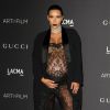 Kim Kardashian enceinte au Gala "The LACMA 2015 Art+Film" en l'honneur de James Turrell et Alejandro Inarritu à Los Angeles, le 7 novembre 2015
