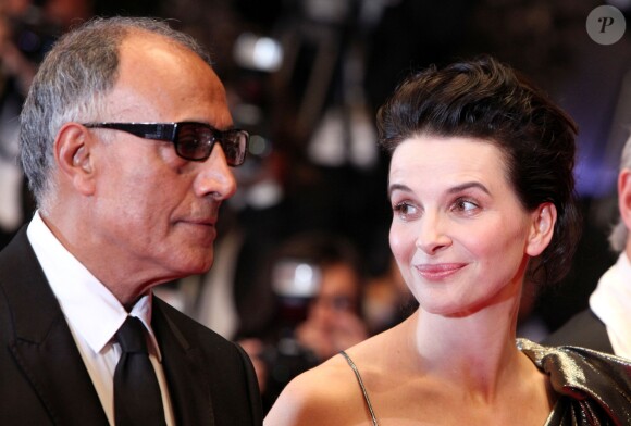 Abbas Kiarostami et Juliette Binoche au Festival de Cannes 2010.