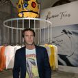 Le prince Emmanuel-Philibert de Savoie pose sur le stand "Prince Tees" à Florence en Italie le 13 janvier 2015.