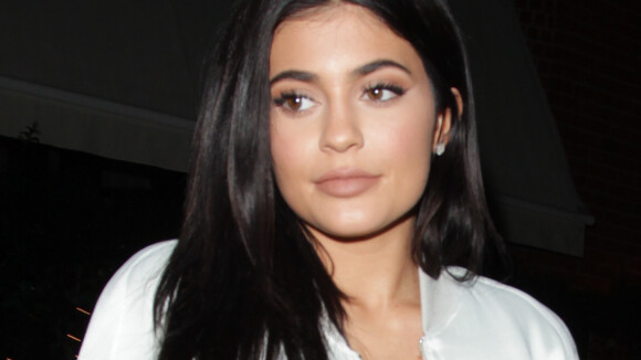 Kylie Jenner : Sa ligne de cosmétiques dans le feu des critiques, elle réplique