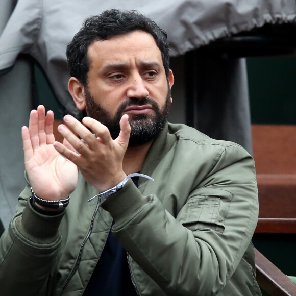 Cyril Hanouna - People dans les tribunes lors du Tournoi de Roland-Garros (les Internationaux de France de tennis) à Paris, le 29 mai 2016. © Dominique Jacovides/Bestimage