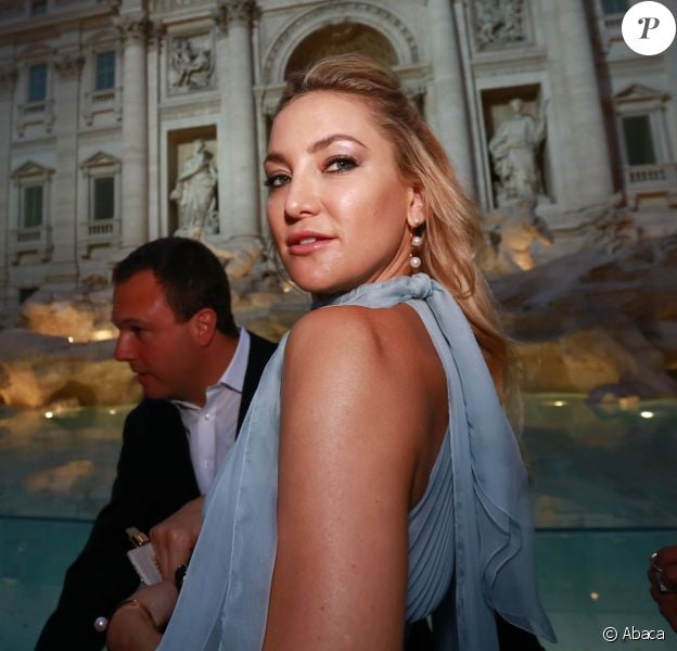 Kate Hudson attending the Fendi Roma 90 Years Anniversary fashion show at Fontana di Trevi on July 7, 2016 in Rome, Italy. Photo by Stefano Colarieti /La Presse/ABACAPRESS.COM08/07/2016 - Rome