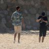 Exclusif - Calvin Harris semble être sur un shooting photo à Cabo San Lucas au Mexique, le 29 juin 2016.