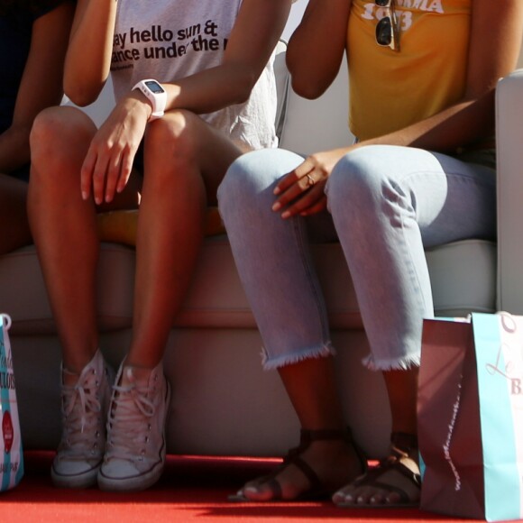 Flora Coquerel (miss France 2014), Laury Thilleman (miss France 2011) et Chloé Mortaud (miss France 2009) à la Summer Cup 2016 à La Baule le 8 juillet 2016. La Summer Cup 2016, 6ème édition, est l'un des plus grands rassemblement de stand-Up Paddle d'Europe. © Laetitia Notarianni / Bestimage