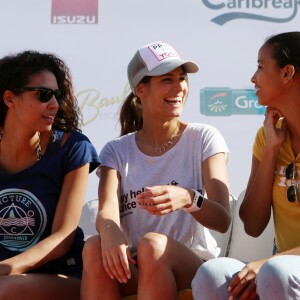 Flora Coquerel (miss France 2014), Laury Thilleman (miss France 2011) et Chloé Mortaud (miss France 2009) à la Summer Cup 2016 à La Baule le 8 juillet 2016. La Summer Cup 2016, 6ème édition, est l'un des plus grands rassemblement de stand-Up Paddle d'Europe. © Laetitia Notarianni / Bestimage