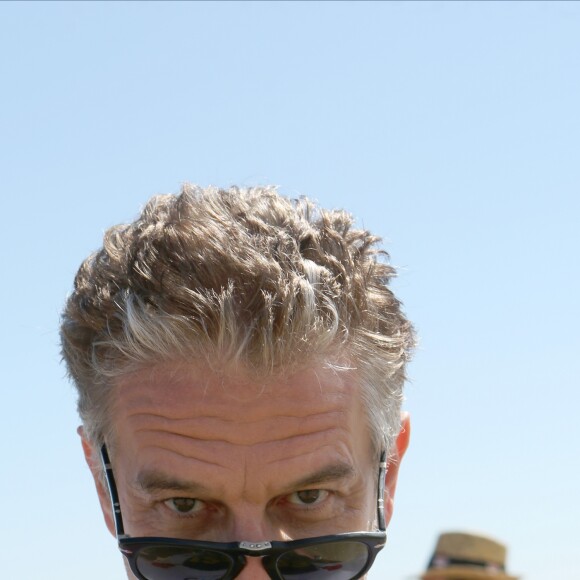 Philippe Vandel à la Course de Stand-Up Paddle lors de la Summer Cup 2016 à La Baule le 9 juillet 2016. La Summer Cup 2016, 6ème édition, est l'un des plus grands rassemblement de stand-Up Paddle d'Europe. © Laetitia Notarianni / Bestimage09/07/2016 - La Baule