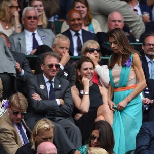 Marion Bartoli, amaigrie et malade, dans les tribunes de la finale entre Serena Williams et Angelique Kerber à Wimbledon le 9 juillet 2016.