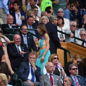 Marion Bartoli, amaigrie et malade, dans les tribunes de la finale entre Serena Williams et Angelique Kerber à Wimbledon le 9 juillet 2016.