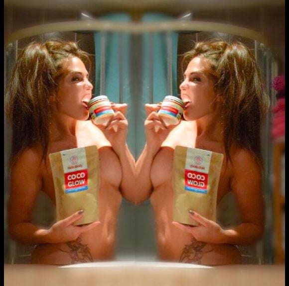 Kim des "Marseillais" nue sur Instagram pour faire un placement de produits