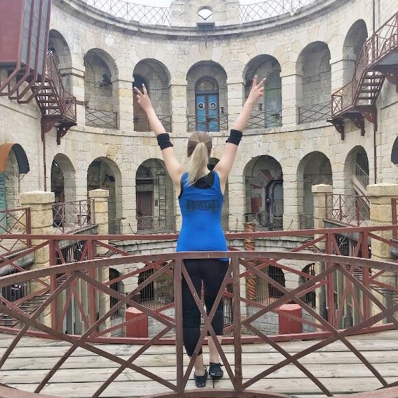 EnjoyPhoenix sur le tournage de "Fort Boyard", diffusé le 16 juillet 2016, sur France 2