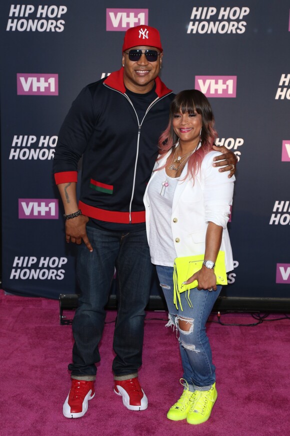 LL Cool J et son épouse Simone Smith - VH1 Hip Hop Honors 2016 au David Geffen Hall, au Lincoln Center. New York, le 11 juillet 2016.