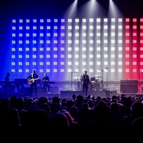 Exclusif - Maxim Nucci et Yarol Poupaud - Johnny Hallyday en concert au POPB AccorHotels Arena à Paris. Le 27 novembre 2015 © Wino / Bestimage