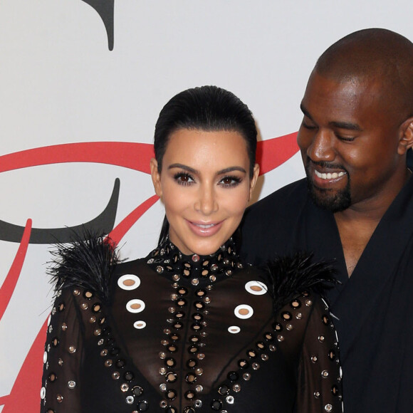 Kim Kardashian enceinte et son mari Kanye West - People à la soirée des CFDA Fashion Awards 2015 à New York, le 1er juin 2015.