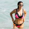 Ludivine Sagna (née Kadri) profite d'une belle journée ensoleillée sur la plage de Miami. Le 17 juillet 2016.