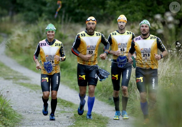 Pippa Middleton lors de l'Otillo Swim-Run World Championship avec son frère James Middleton, son boyfriend James Matthews et leur ami Jons Bartholdson, en Suède, le 7 septembre 2015.