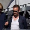 Taylor Swift et son compagnon Tom Hiddleston arrivent à l'aéroport de Sydney, Australie, le 8 juillet 2016. Tom est en Australie pour le tournage du film Thor.