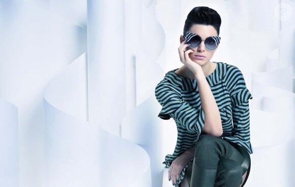 Kendall Jenner figure sur la campagne automne-hiver 2016/1017 de Fendi. Photo par Karl Lagerfeld.
