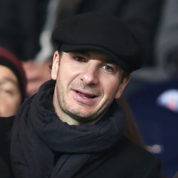 Michaël Youn - People assiste au match de football entre le PSG et Marseille au parc des Princes à Paris le 9 novembre 2014. Ce