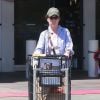 Exclusif - Lara Flynn Boyle, probablement enceinte, va faire ses courses chez "Ralphs" à Westwood. Los Angeles, le 20 juillet 2016.