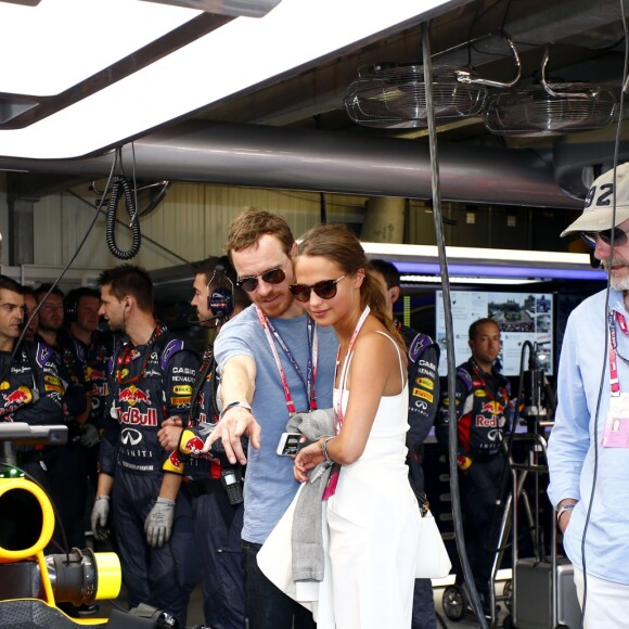 Alicia Vikander et Michael Fassbender, Liam Cunningham - People lors du Grand Prix de Formule 1 de Monaco le 24 mai 2015