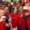 Le roi Felipe VI et la reine Letizia d'Espagne sont allés souhaiter bonne chance à la délégation espagnole pour les Jeux olympiques de Rio avant leur décollage pour le Brésil, le 29 juillet 2016 à l'aéroport Adolfo-Suarez de Madrid-Barajas.