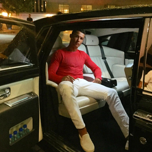 Cristiano Ronaldo pose dans une limousine lors de ses vacances aux Etats-Unis début août 2016, photo Instagram.