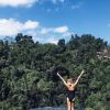 Caroline Receveur dévoile ses courbes sur Instagram, juillet 2016