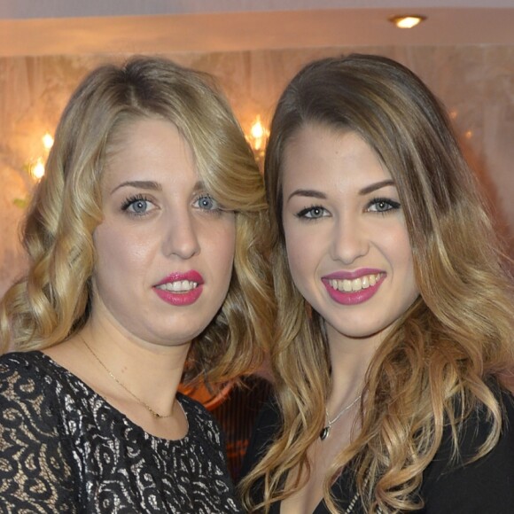 EnjoyPhoenix (Marie Lopez) et une amie - 39ème édition du prix "The Best" aux salons Hoche à Paris le 10 décembre 2015. © Veeren / Bestimage