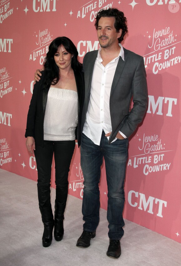 Shannen Doherty et Kurt Iswarienko - Premiere "Jennie Garth: A Little Bit Country" a Los Angeles Le 19 Avril 2012