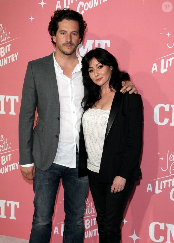 Shannen Doherty et Kurt Iswarienko - Premiere "Jennie Garth: A Little Bit Country" a Los Angeles Le 19 Avril 2012