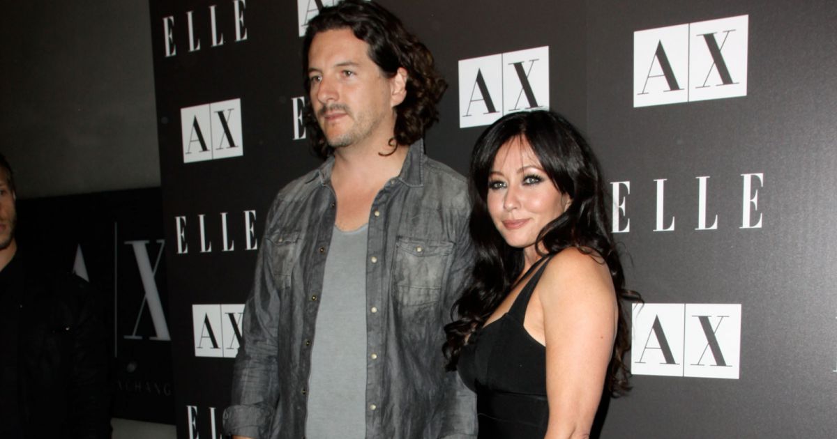 Shannen Doherty et son mari lors d'une soirée organisée à Los Angeles